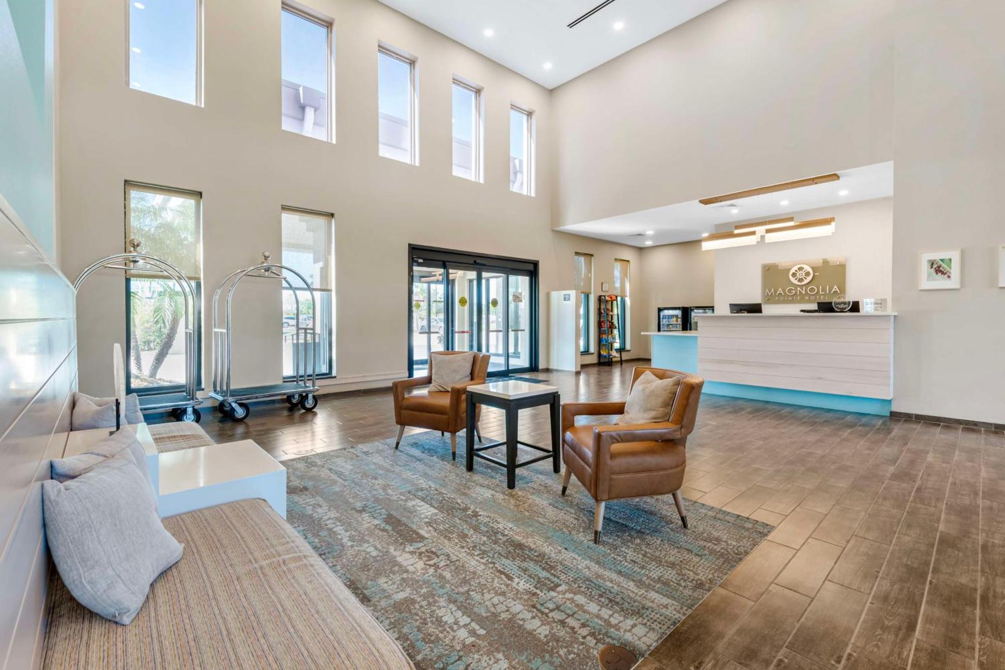 Magnolia Pointe; BW Signature Collection Fruitville Exterior foto